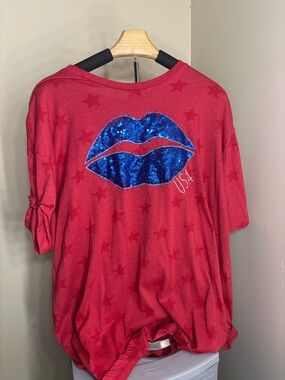Beginning Boutique Red Short Sleeve Tee with Blue Sequin Lips - worn once